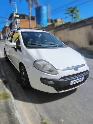 FIAT PUNTO 1.4 ATTRACTIVE 8V FLEX 4P MANUAL FIAT PUNTO 1.4 ATTRACTIVE 8V FLEX 4P MANUAL